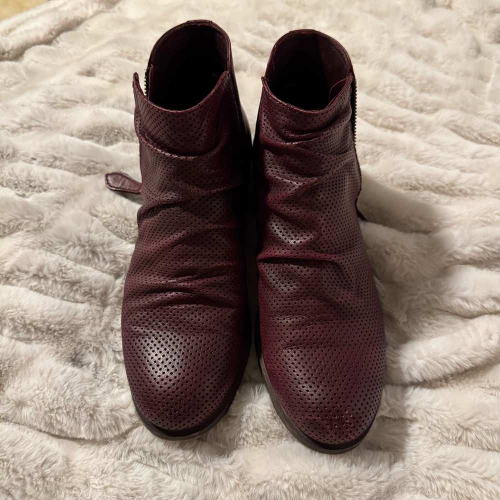 Perforated Leather Ankle Boots - Burgundy